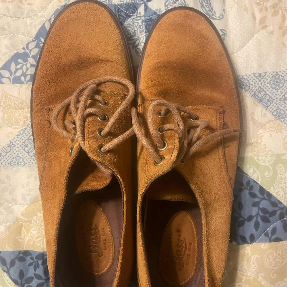 Bass Tan Oxfords Classic Design